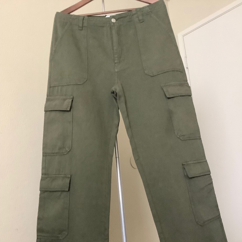 Zara New without Tags Cargo Pants / Size 12/ Dark Khaki